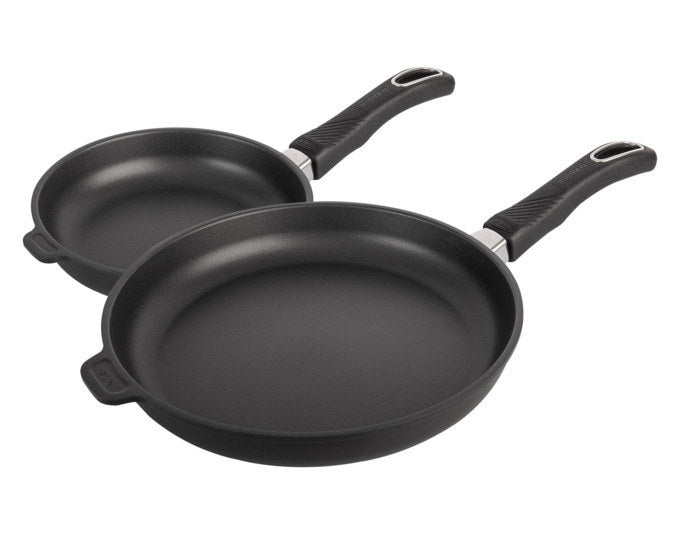 GASTROLUX Bratpfannen Set ø 20 cm und ø 28 cm mit abhnembarem Stiel in Schwarz präsentiert im Onlineshop von KAQTU Design AG. Bratpfannenset ist von GASTROLUX