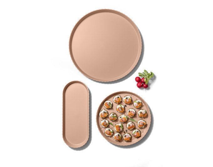 BLIM PLUS Tablett Minerva Gr. M 37.5x15 cm pink sand in Pink sand, Rosa präsentiert im Onlineshop von KAQTU Design AG. Tablett ist von BLIMPLUS
