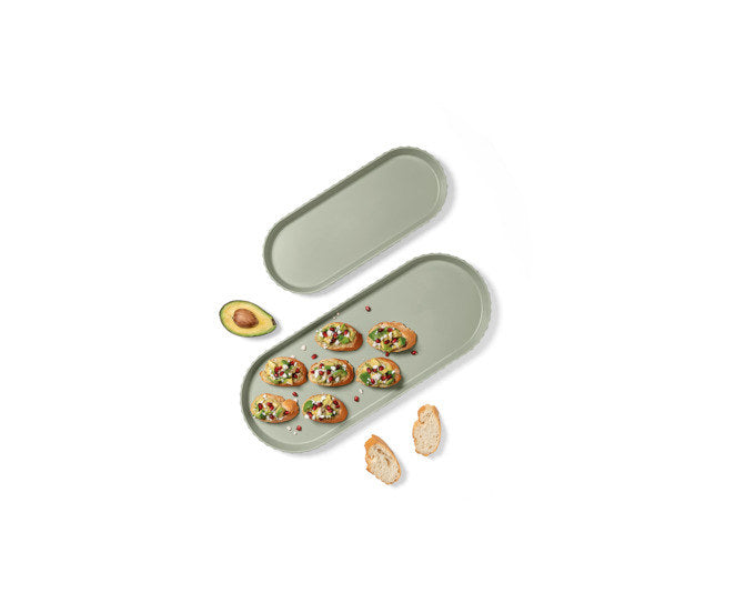 BLIM PLUS Tablett Minerva Gr. M 37.5x15 cm m-forest in Forest, Grün präsentiert im Onlineshop von KAQTU Design AG. Tablett ist von BLIMPLUS