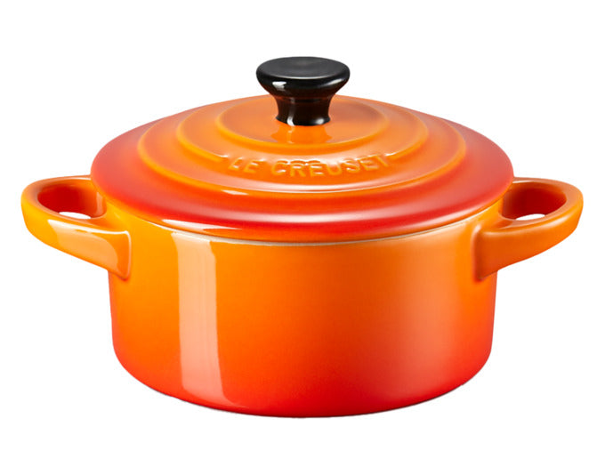 LE CREUSET Mini-Cocotte ofenrot ø 10x5 cm 0.25 l in  präsentiert im Onlineshop von KAQTU Design AG. Topf ist von LE CREUSET