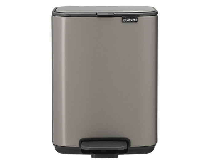 BRABANTIA Treteimer Bo platinum 4 l in  präsentiert im Onlineshop von KAQTU Design AG. Mülleimer ist von BRABANTIA