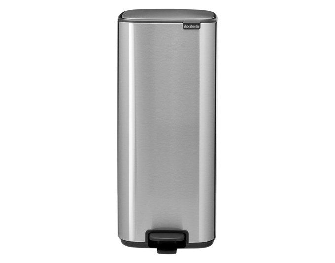 BRABANTIA Treteimer Bo matt steel FFP 30 l in Matt steel, Silber präsentiert im Onlineshop von KAQTU Design AG. Treteimer ist von BRABANTIA