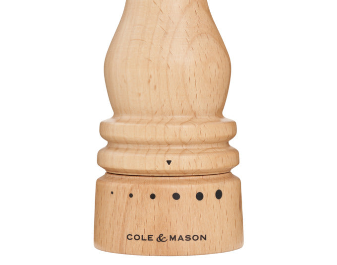 COLE&MASON Pfeffermühle London Buche dunkel GRD SLT 18x5.8x5.8 cm in  präsentiert im Onlineshop von KAQTU Design AG. Salz & Pfeffer ist von COLE & MASON