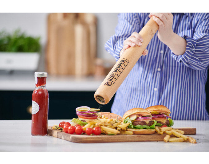 COLE&MASON Pfeffermühle King Pepper 71 cm in Braun präsentiert im Onlineshop von KAQTU Design AG. Salz & Pfeffer ist von COLE & MASON