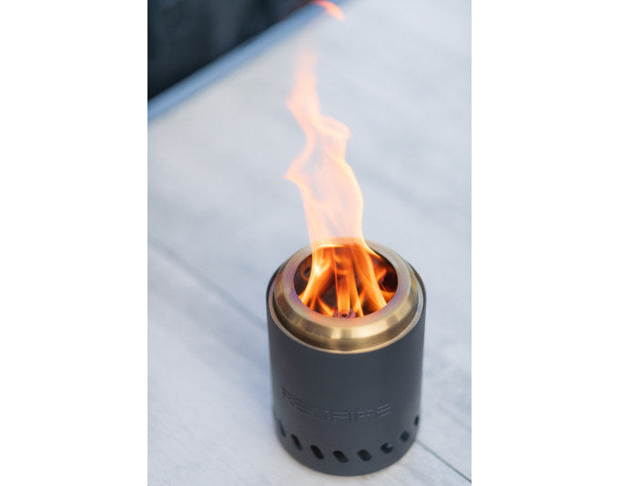 REDFIRE Tischfeuerstelle Volcano Small schwarz in Schwarz präsentiert im Onlineshop von KAQTU Design AG. Feuerschale ist von REDFIRE