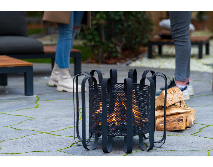 REDFIRE Feuerstelle Kester schwarz in Schwarz präsentiert im Onlineshop von KAQTU Design AG. Feuerschale ist von REDFIRE