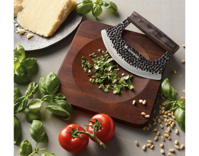 ZASSENHAUS Wiegemesser-Set Mincer Akzazie 20x20x2 cm in Holzoptik, Braun präsentiert im Onlineshop von KAQTU Design AG. Wiegemesser ist von ZASSENHAUS