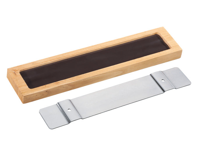 ZASSENHAUS Magnetleiste Eiche 30 cm für 3 Messer in  präsentiert im Onlineshop von KAQTU Design AG. Küchenhelfer ist von ZASSENHAUS