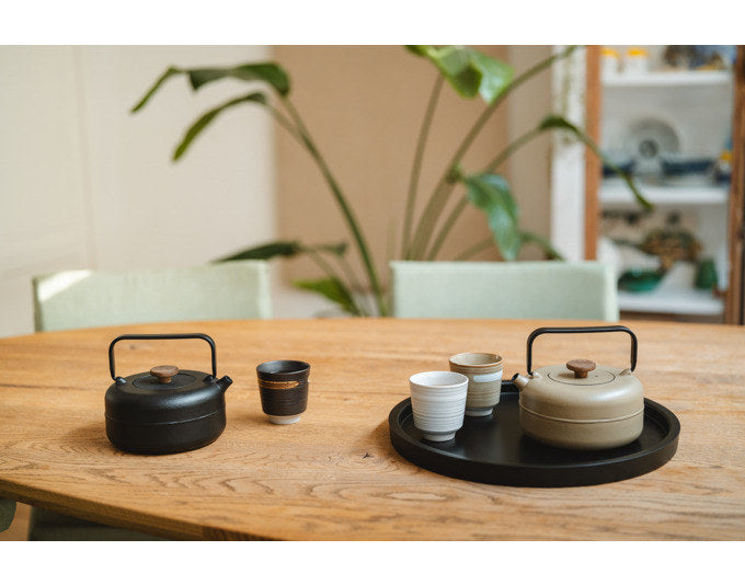 BREDEMEIJER Teekanne Henan schwarz 0.75 l in Schwarz präsentiert im Onlineshop von KAQTU Design AG. Kanne ist von BREDEMEIJER