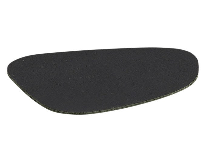 Vier quadratische Glasuntersetzer aus Kunstleder in Schwarz und Dunkelgrün, gestapelt dargestellt, Format 10x12 cm, ZELLER PRESENT.