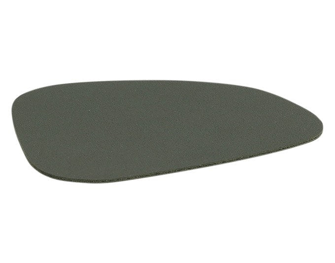 Vier quadratische Glasuntersetzer aus Kunstleder in Schwarz und Dunkelgrün, gestapelt dargestellt, Format 10x12 cm, ZELLER PRESENT.