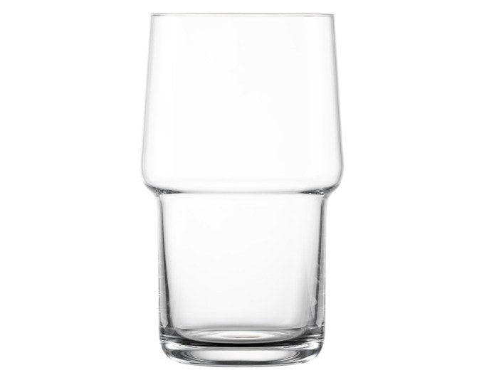 Vier transparente Longdrinkgläser Click 79 von ZWIESEL GLAS aus Glas mit klarer, stapelbarer Form, im 4er-Set arrangiert auf hellem Hintergrund.