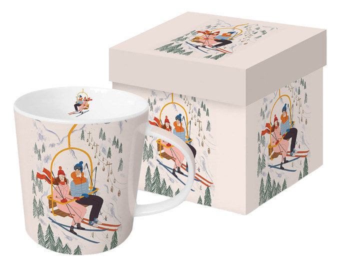 Dekorierter Porzellan-Henkelbecher PPD Trend Mug GB Zermatt mit rundem Henkel, Durchmesser 9 cm und Höhe 10 cm, auf neutralem Hintergrund abgebildet.