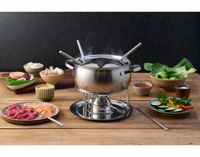 Fondueset KISAG Fondue Set Chinoise mit Edelstahltopf, Rechaud, Sicherheitsgasbrenner und sechs 2in1-Fonduegabeln in Chrom-Silber.