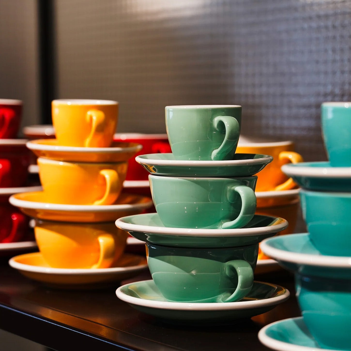 Die Loveramics Egg Tasse 150ml besticht durch modernes Design, hochwertige Keramik und perfekte Größe für Espresso-Liebhaber.