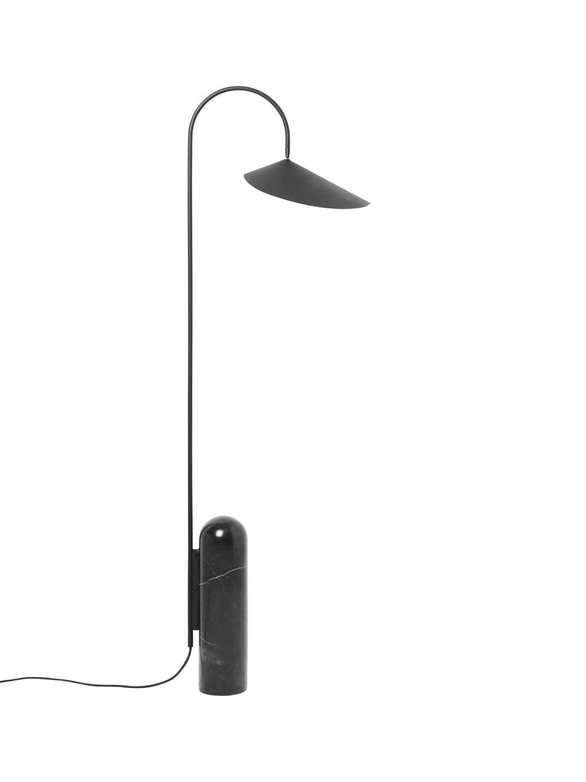 Arum Stehlampe in Schwarz präsentiert im Onlineshop von KAQTU Design AG. Stehleuchte ist von Ferm Living