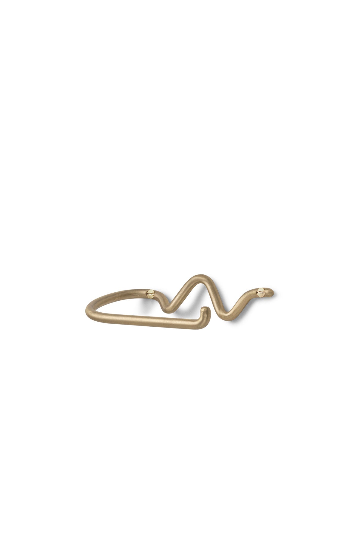 Curvature Toilettenpapierhalter in Messing matt präsentiert im Onlineshop von KAQTU Design AG. Badzubehör ist von Ferm Living