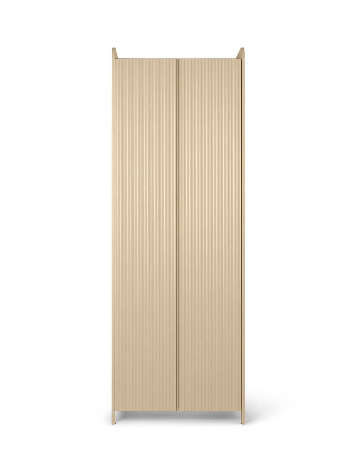Sill Cupboard Tall in Beige präsentiert im Onlineshop von KAQTU Design AG. Drehtürenschrank ist von Ferm Living