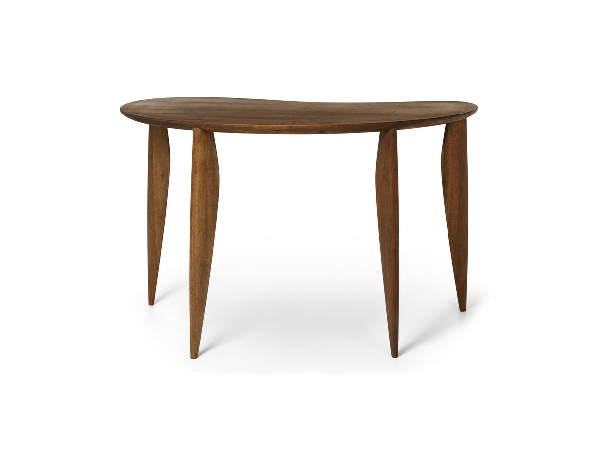 Feve Schreibtisch in Braun präsentiert im Onlineshop von KAQTU Design AG. Schreibtisch ist von Ferm Living