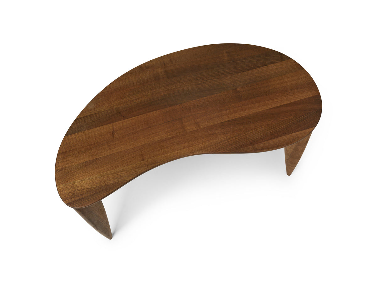 Feve Schreibtisch in Braun präsentiert im Onlineshop von KAQTU Design AG. Schreibtisch ist von Ferm Living