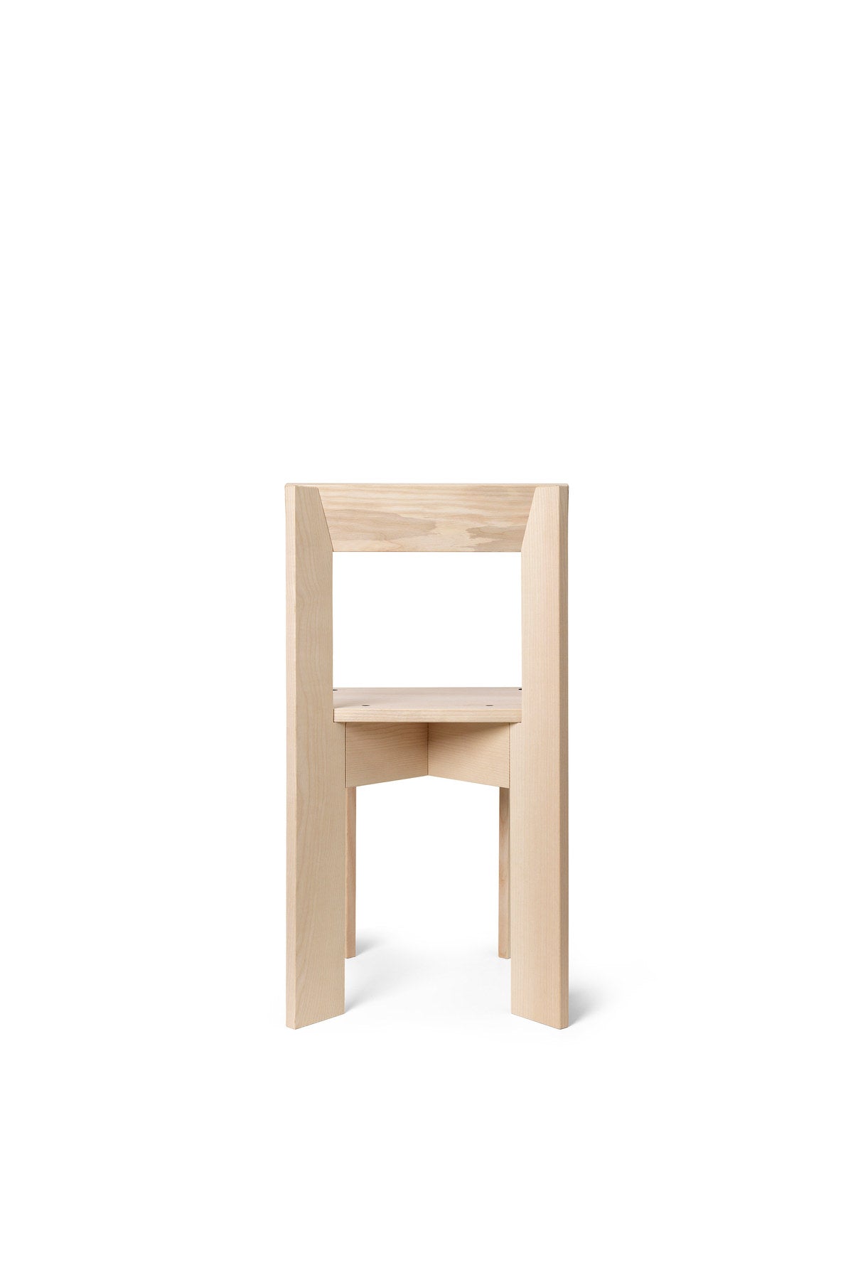 Ark Stuhl in Esche Natur präsentiert im Onlineshop von KAQTU Design AG. Stuhl ist von Ferm Living