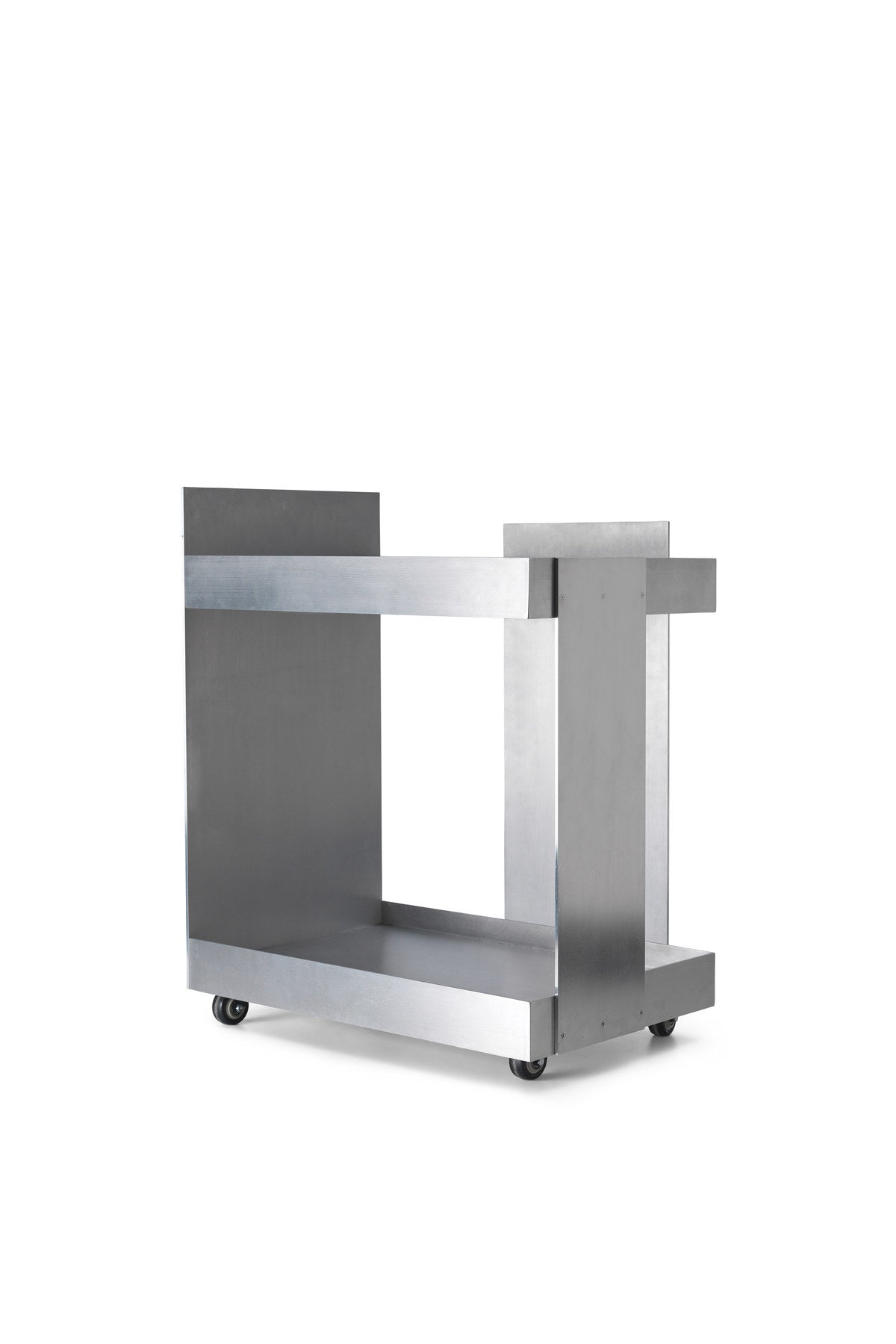 Lager Trolley in Aluminium präsentiert im Onlineshop von KAQTU Design AG. Servierwagen ist von Ferm Living