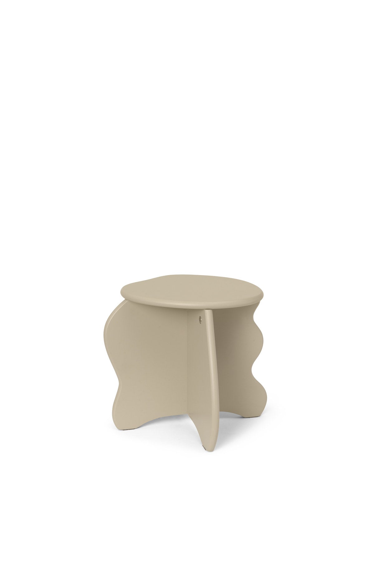 Slope Hocker in Cashmere präsentiert im Onlineshop von KAQTU Design AG. Hocker Kids ist von Ferm Living