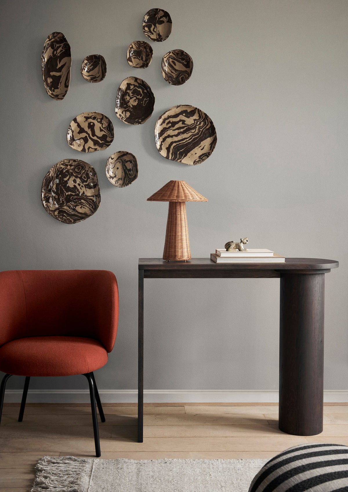 Pylo Console Tisch in Dark Stained Oak präsentiert im Onlineshop von KAQTU Design AG. Couchtisch ist von Ferm Living