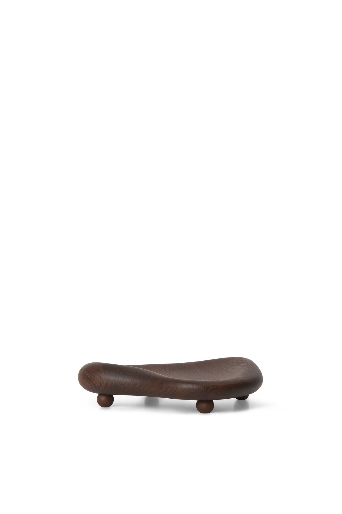 Cairn Centrepiece - Ø32 in Dark Brown präsentiert im Onlineshop von KAQTU Design AG. Küchenhelfer ist von Ferm Living