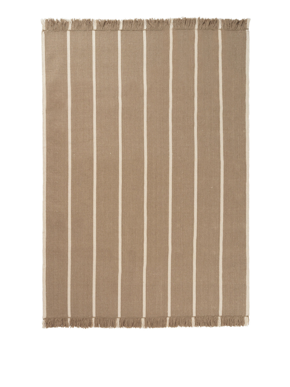 Calm Kelim Teppich 140 x 200 in Dark Sand/Offwhite präsentiert im Onlineshop von KAQTU Design AG. Teppich ist von Ferm Living