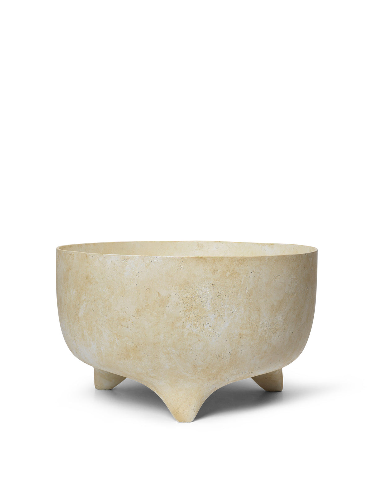 Evoke Topf von Ferm Living aus Faserstein in Warm Sand, organische Form, Grösse D: 35 cm x H: 45 cm, für drinnen und draussen geeignet.