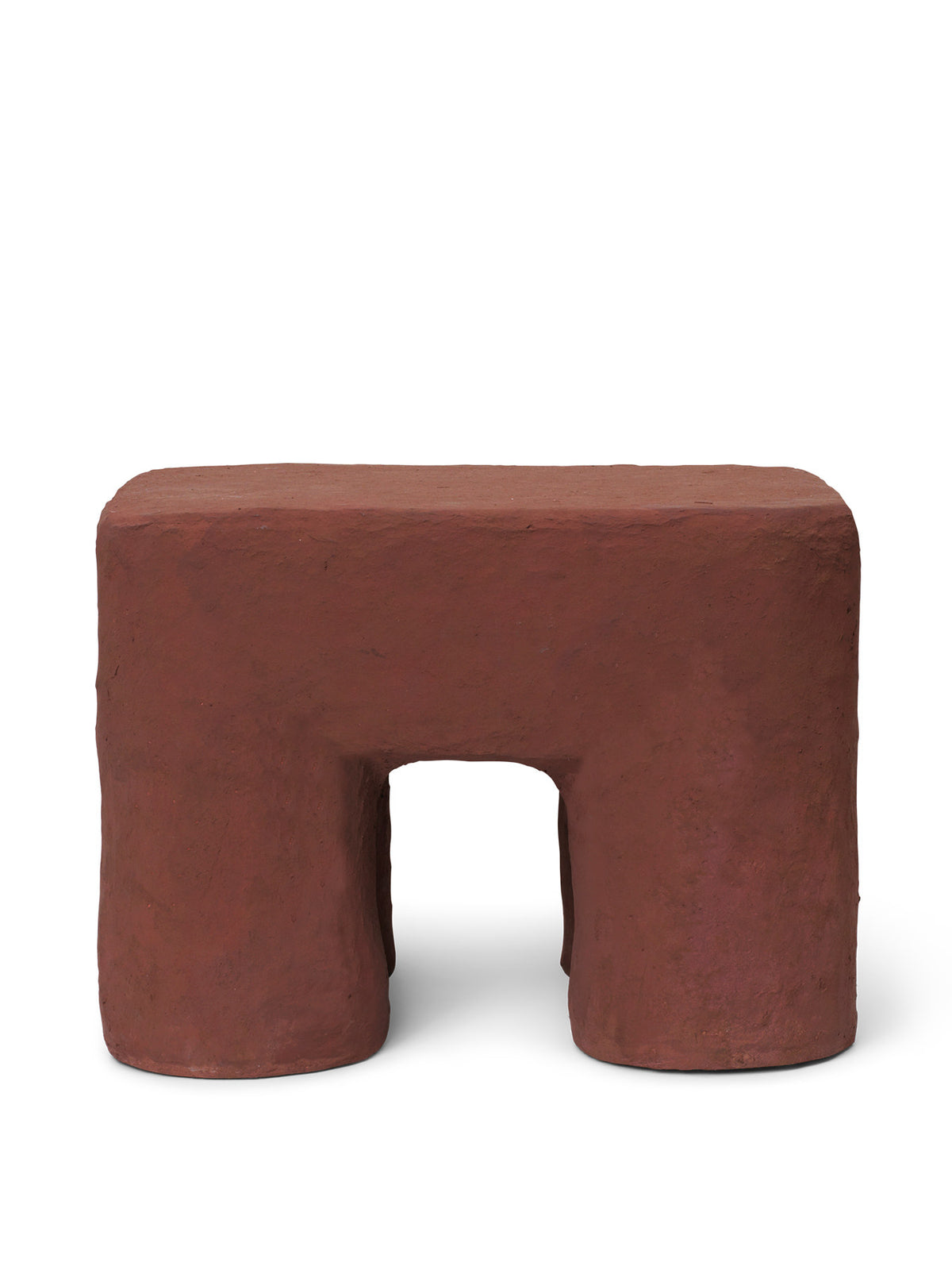 Podo Hocker in Red Brown präsentiert im Onlineshop von KAQTU Design AG. Hocker ist von Ferm Living