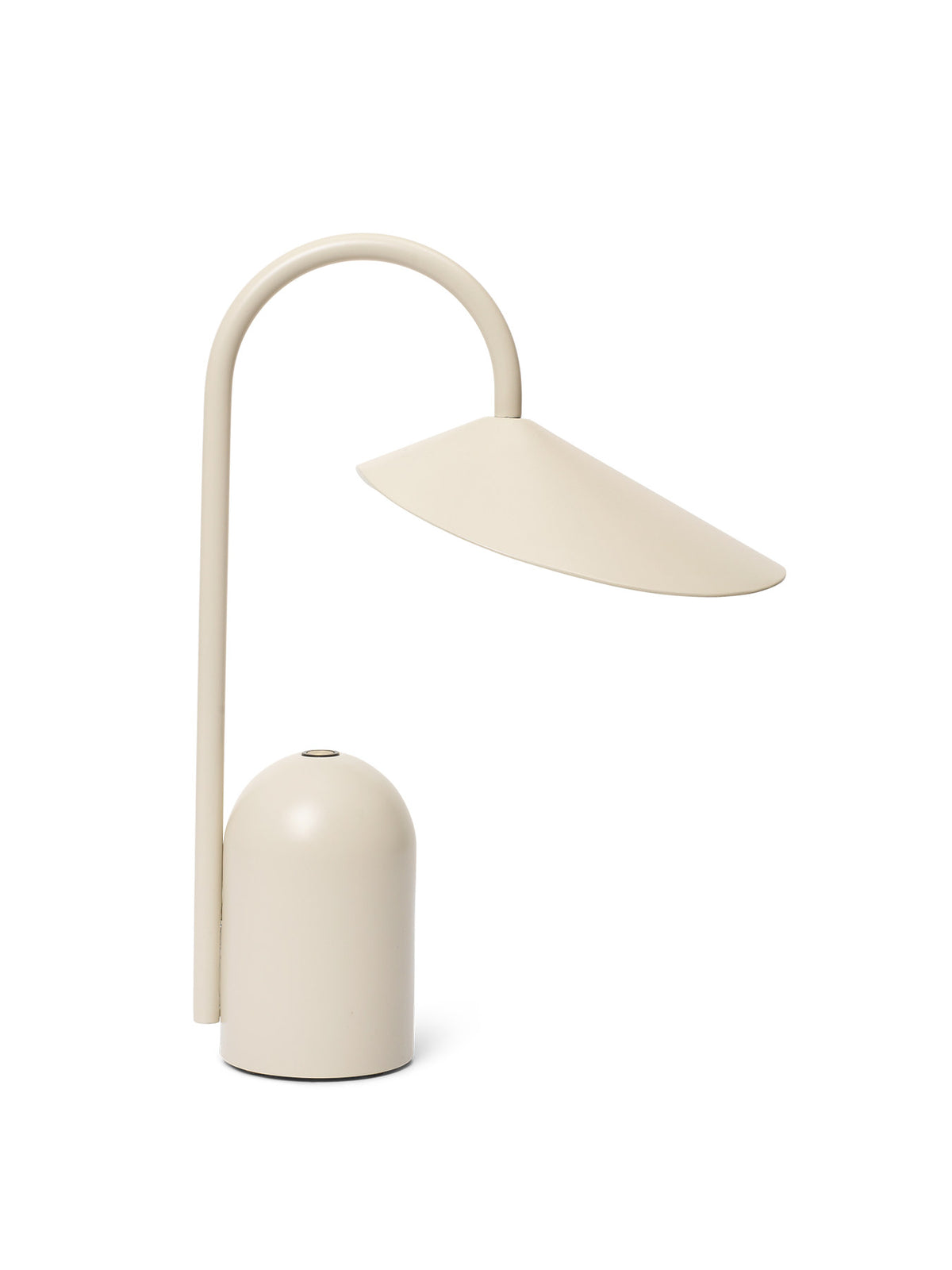 Arum portable Tischleuchte in Cashmere präsentiert im Onlineshop von KAQTU Design AG. Tischleuchte ist von Ferm Living