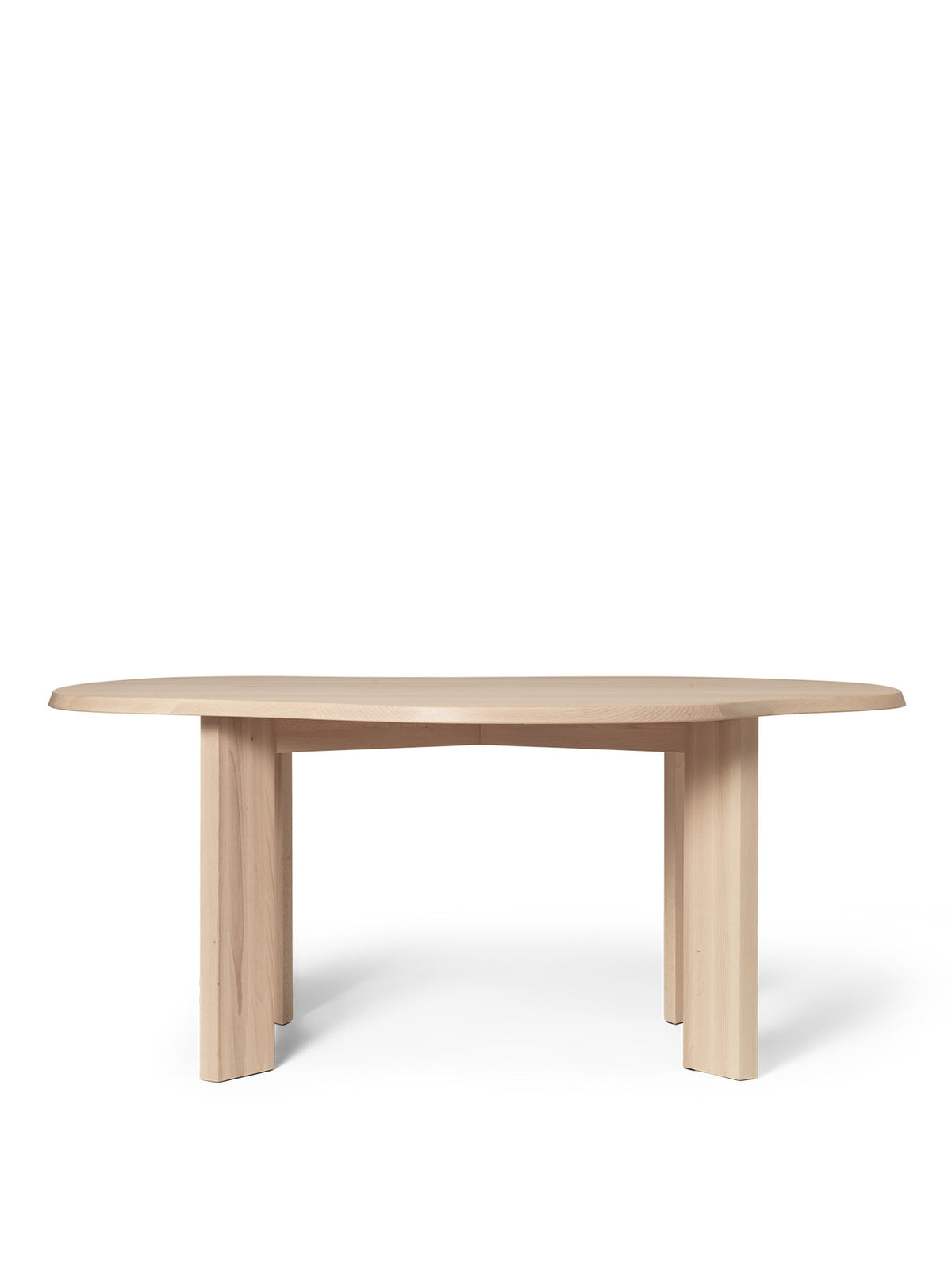 Tarn Desk in White Oiled Beech präsentiert im Onlineshop von KAQTU Design AG. Schreibtisch ist von Ferm Living