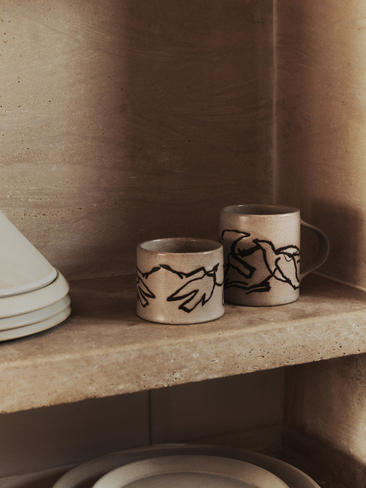 Vuelo Cup in Sahne präsentiert im Onlineshop von KAQTU Design AG. Tasse ist von Ferm Living