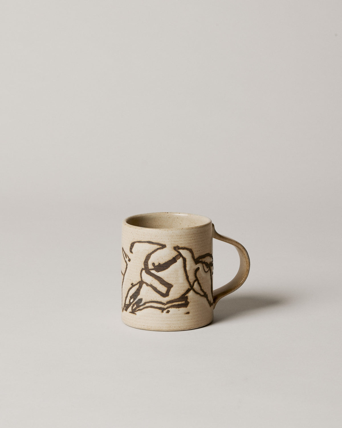 Vuelo Tasse in Sahne präsentiert im Onlineshop von KAQTU Design AG. Tasse ist von Ferm Living