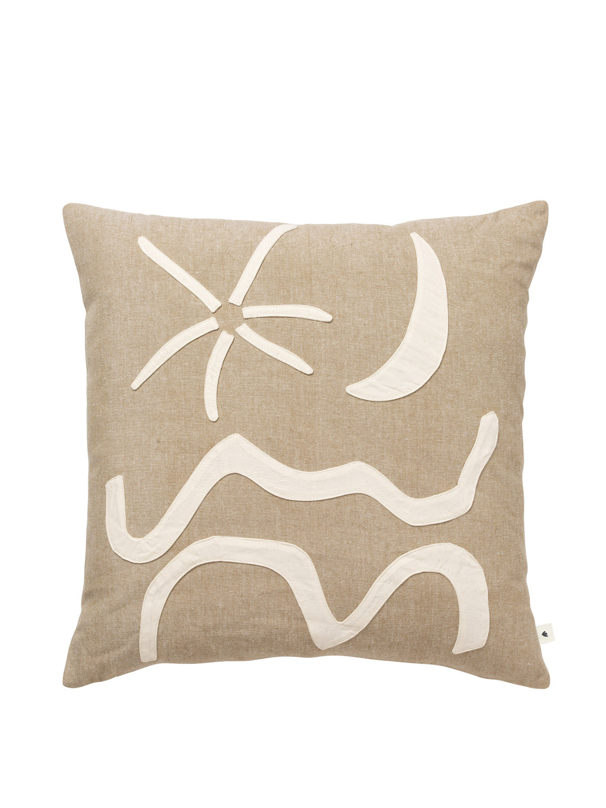 Kove Applique Kissen in Bräune präsentiert im Onlineshop von KAQTU Design AG. Deko Kissen ist von Ferm Living