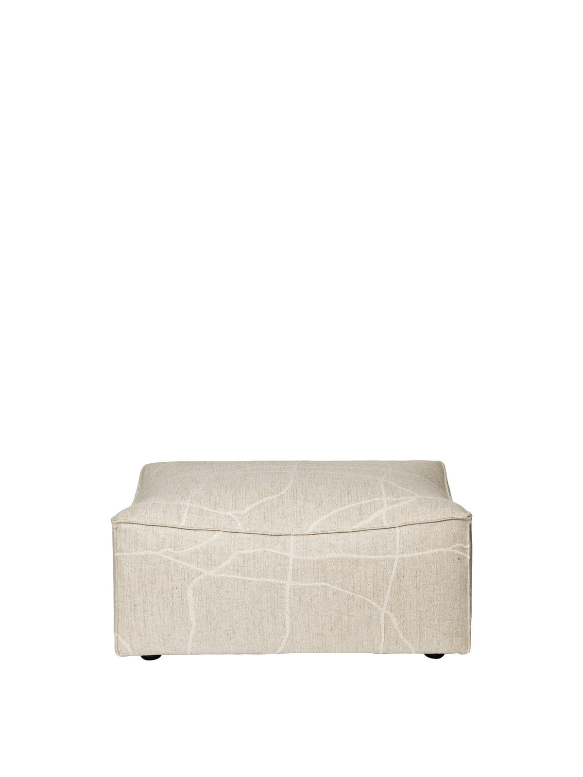 Rechteckiger niedriger Pouf Catena von Ferm Living mit gesteppten Nähten und weichen Rundungen