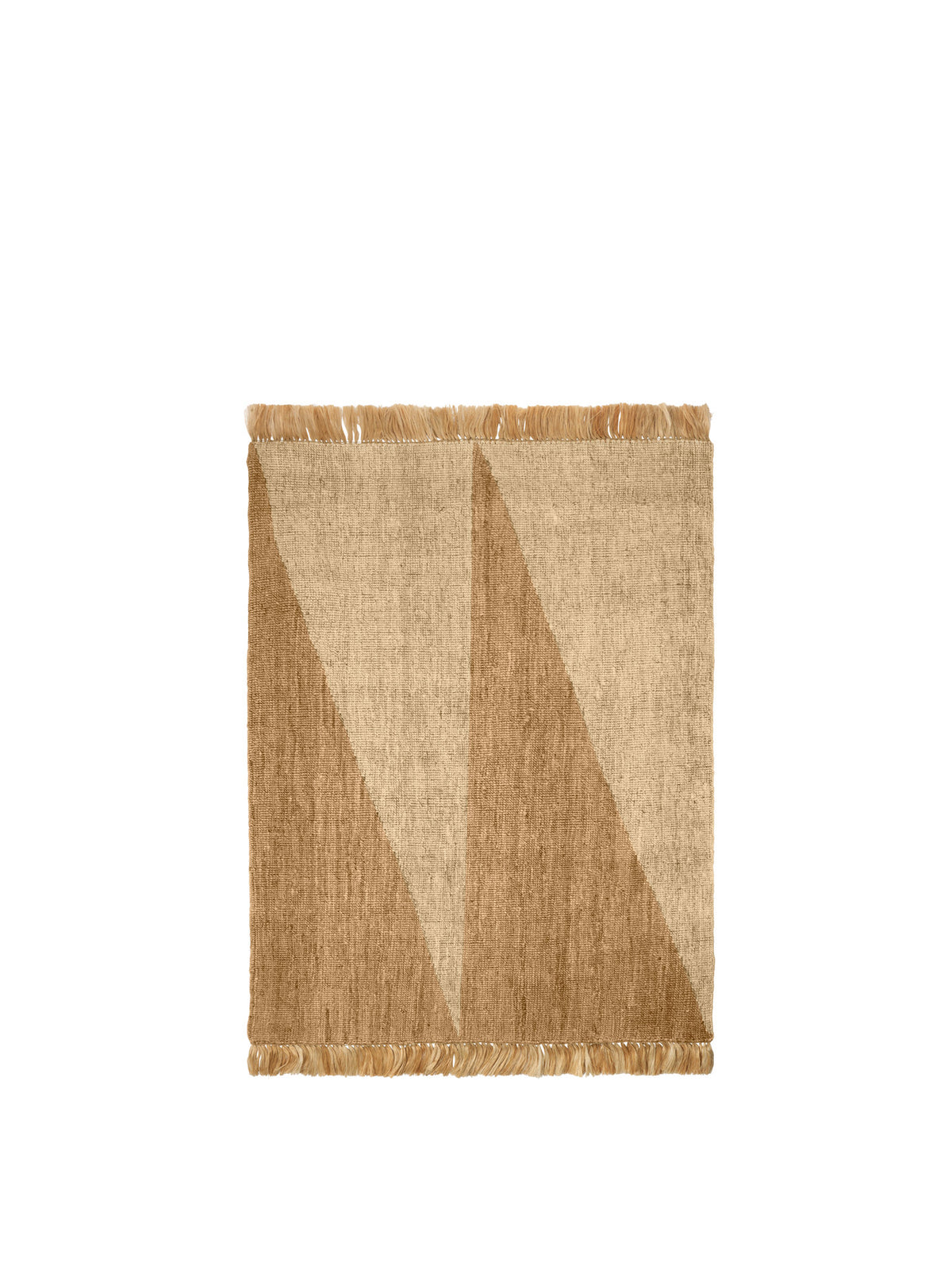 Studie Teppich von Ferm Living aus 100% Jute in Natürlich/Cremeweiss mit erhabenem Dreiecksmuster in Soumak-Webtechnik, rechteckige Form