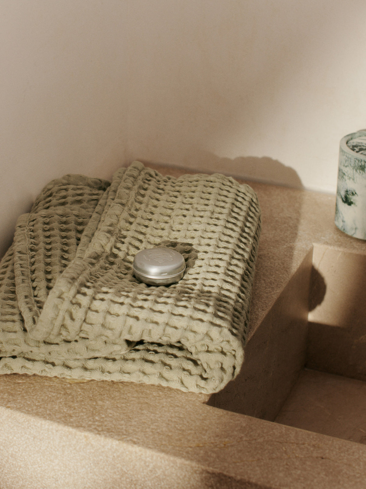 Organic Badetuch in Helles Celadon präsentiert im Onlineshop von KAQTU Design AG. Badetuch ist von Ferm Living