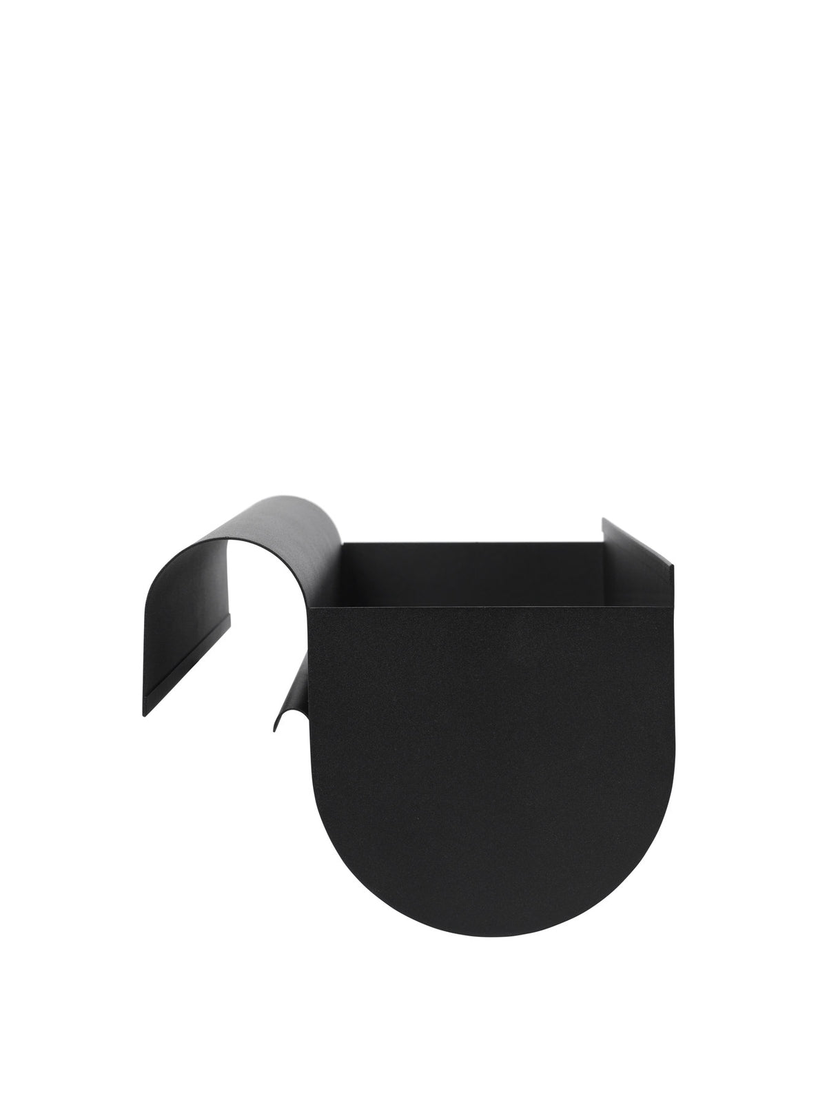 Uma Balkonbox in Schwarz präsentiert im Onlineshop von KAQTU Design AG. Balkonkiste ist von Ferm Living