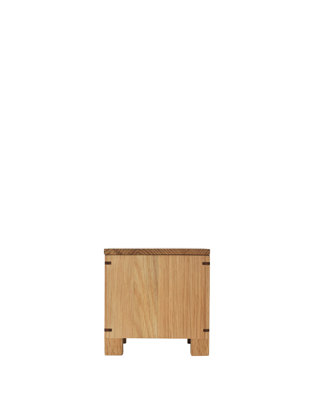 Bon Knoblauchbox in Natürliche Eiche präsentiert im Onlineshop von KAQTU Design AG. Küchenhelfer ist von Ferm Living