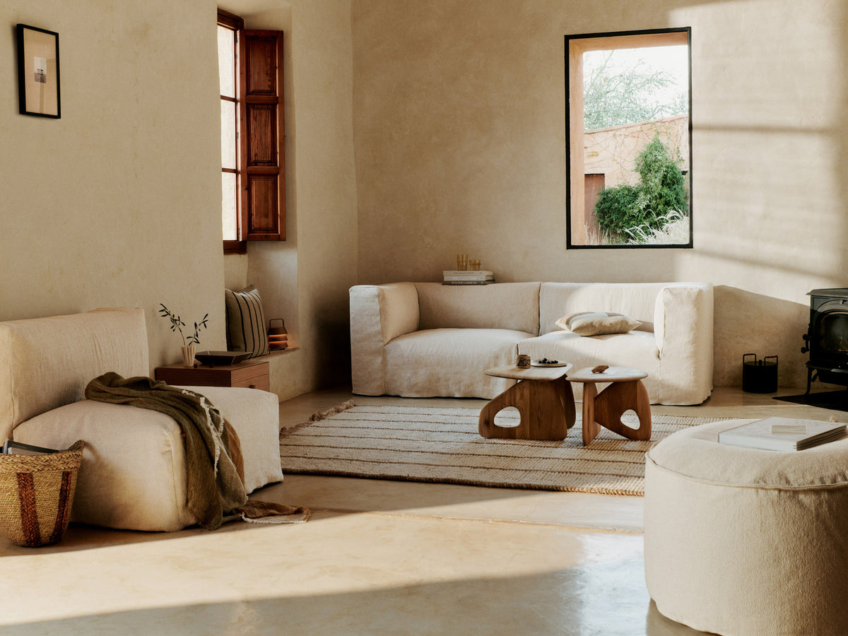 Oar Couchtisch 70 in Natürliche Eiche präsentiert im Onlineshop von KAQTU Design AG. Couchtisch ist von Ferm Living
