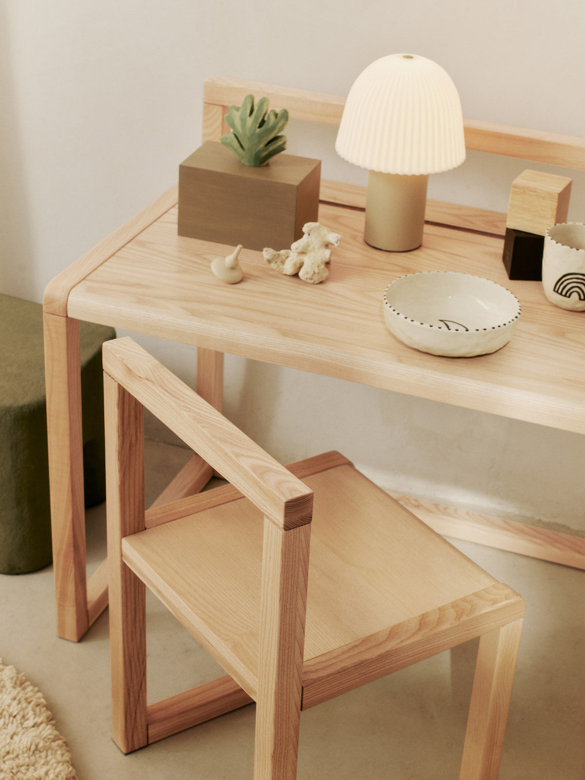 Harbour Box in Mistelzweig/Bräune präsentiert im Onlineshop von KAQTU Design AG. Spielzeug ist von Ferm Living
