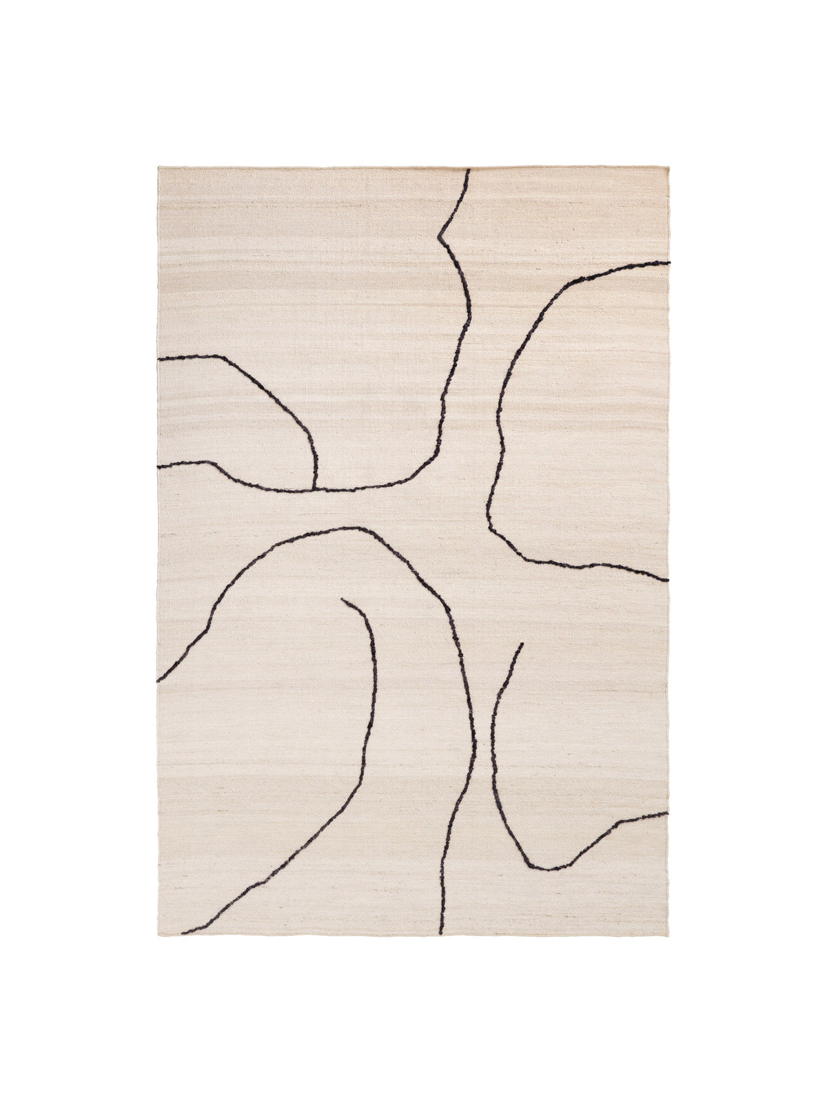 Gesso Juteteppich von Ferm Living in Off-White/Dunkel Feige, handgewebt aus Jute, Baumwolle und Wolle mit abstraktem Linienmuster, liegend im Raum.