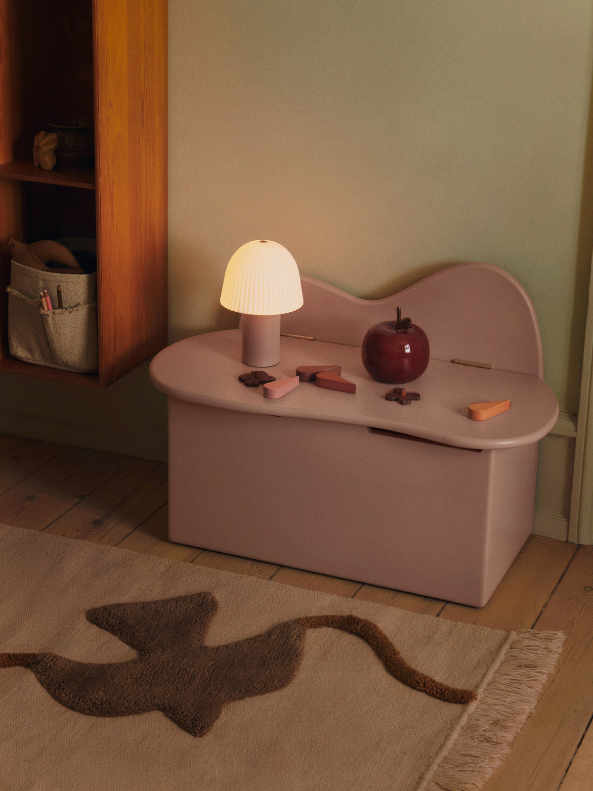 Hokan Textile Storage 18 x 18 in Natural präsentiert im Onlineshop von KAQTU Design AG. Aufbewahrungsbox ist von Ferm Living