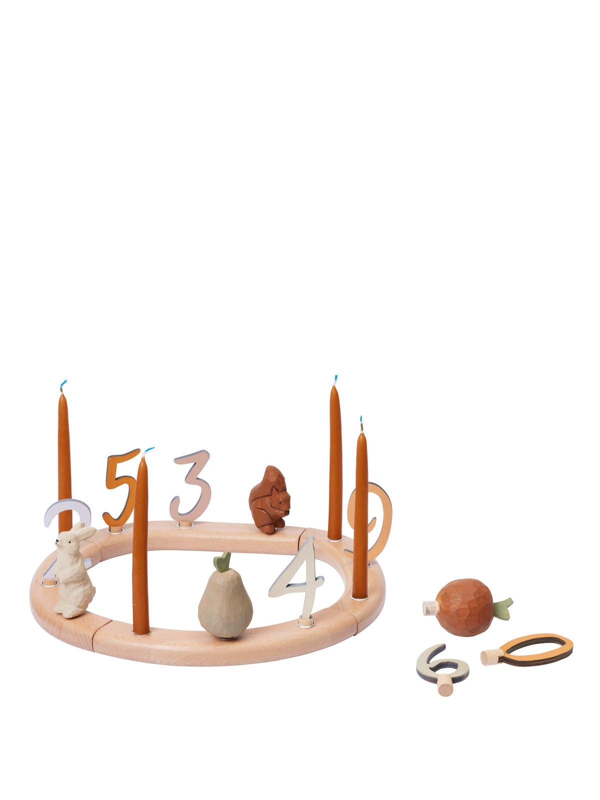 Loopi Celebration Ring in Multi präsentiert im Onlineshop von KAQTU Design AG. Ornament ist von Ferm Living