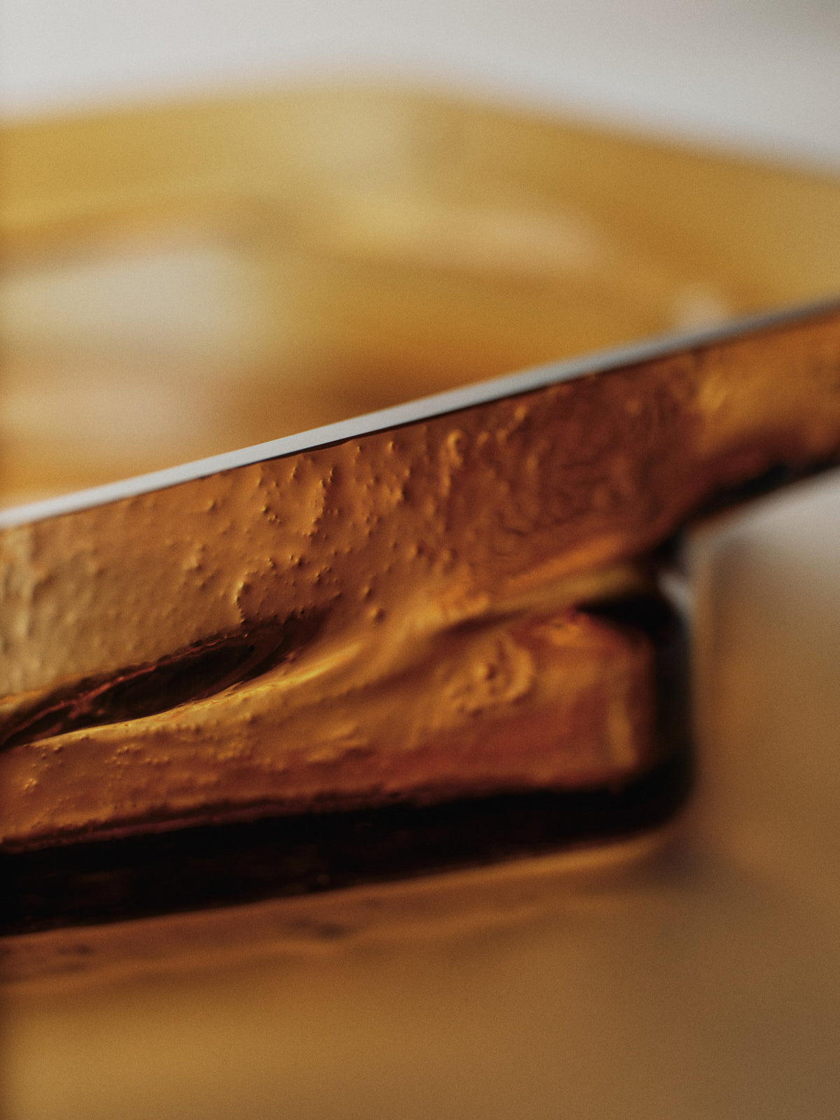 Muro Centrepiece in Recycled Amber präsentiert im Onlineshop von KAQTU Design AG. Deko ist von Ferm Living