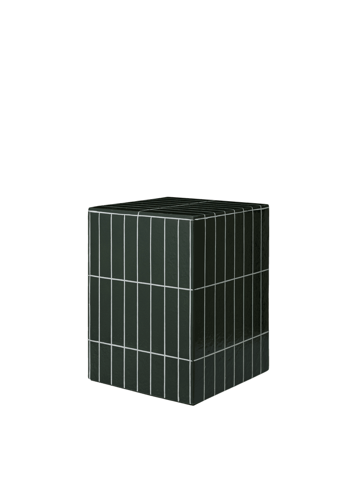 Pillar Beistelltisch in Dark Green präsentiert im Onlineshop von KAQTU Design AG. Beistelltisch ist von Ferm Living