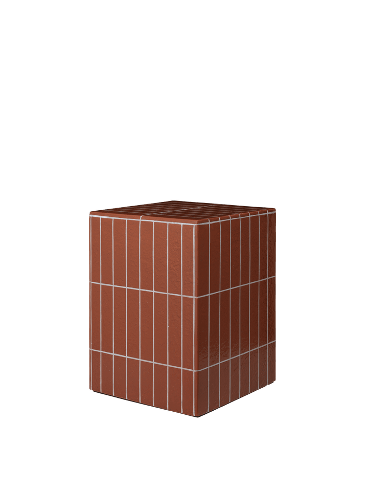 Pillar Beistelltisch in Brown präsentiert im Onlineshop von KAQTU Design AG. Beistelltisch ist von Ferm Living